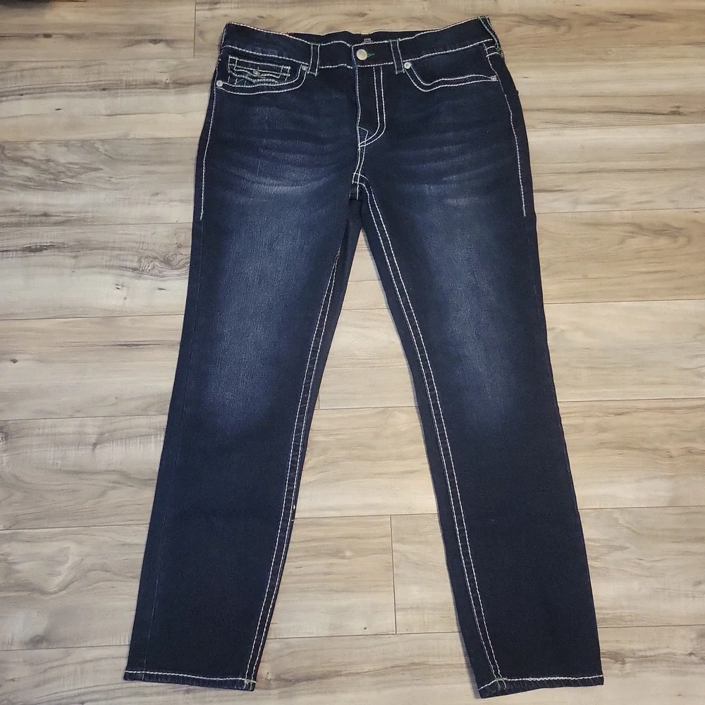 True Religion Geno Relaxed Slim Jeans Mens 36x32 Dark Wash Flap Pocket NEW $204
